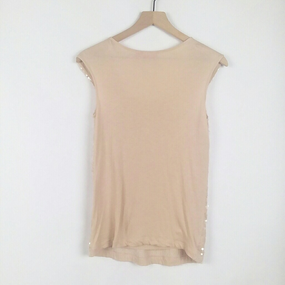 Elle sequenced scoop  neck cap sleeve top - Picture 2 of 5